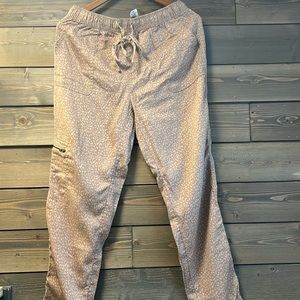 Nicole by Nicole Miller Tan and Cream Joggers Relaxed Fit